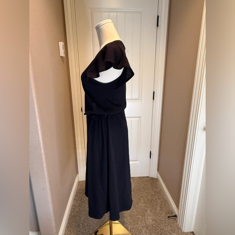 GAP Flutter Sleeve Midi Dress in a black stripe - Picture 2 of 5